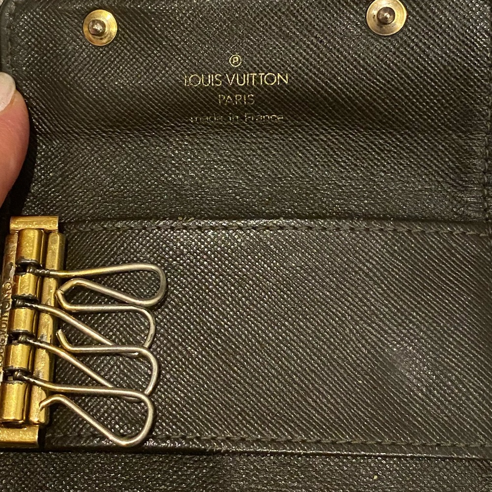 Authentic Louis Vuitton Mini Lin Key Wallet - Picture 4 of 6
